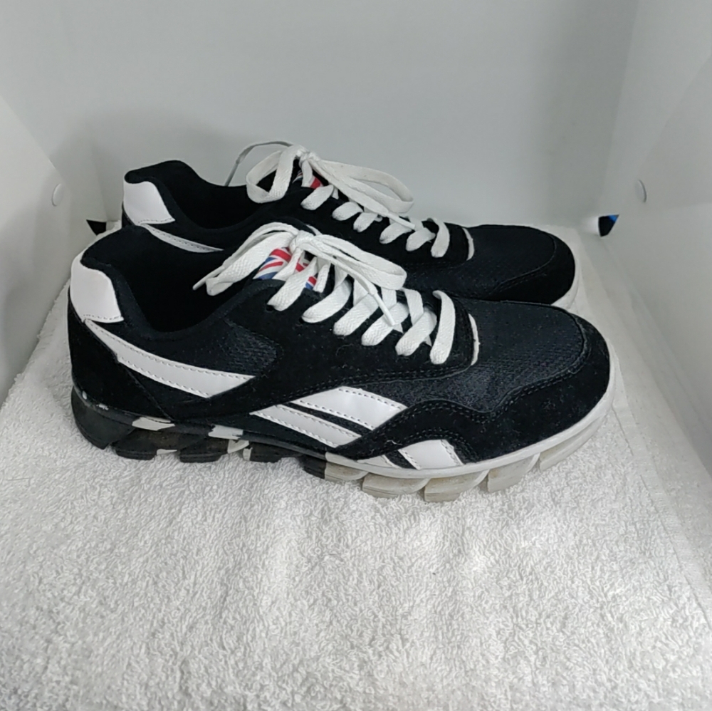 Reebok Classic Shoes Black White Mens Size 42  EUR 8 US Uk Flag Rare...